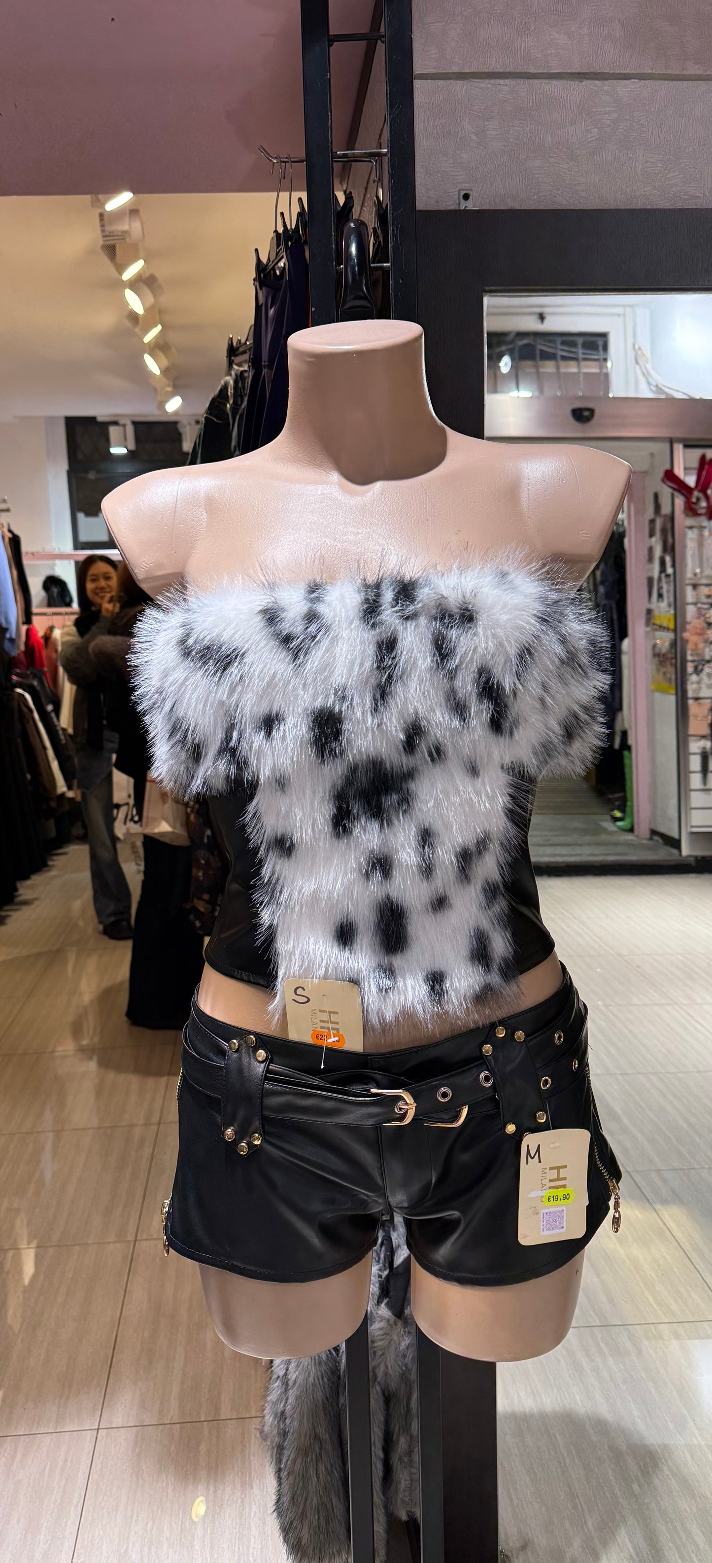 Top Peloso MU e Pantaloncino