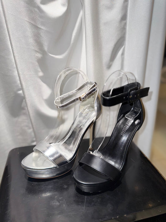 Tacco spillo alto con cinturino LiteMotion