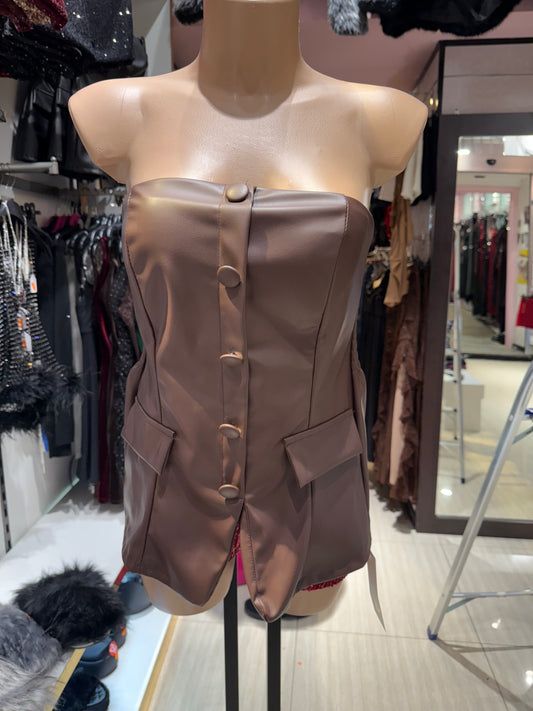 Vestitino in pelle con bottoni