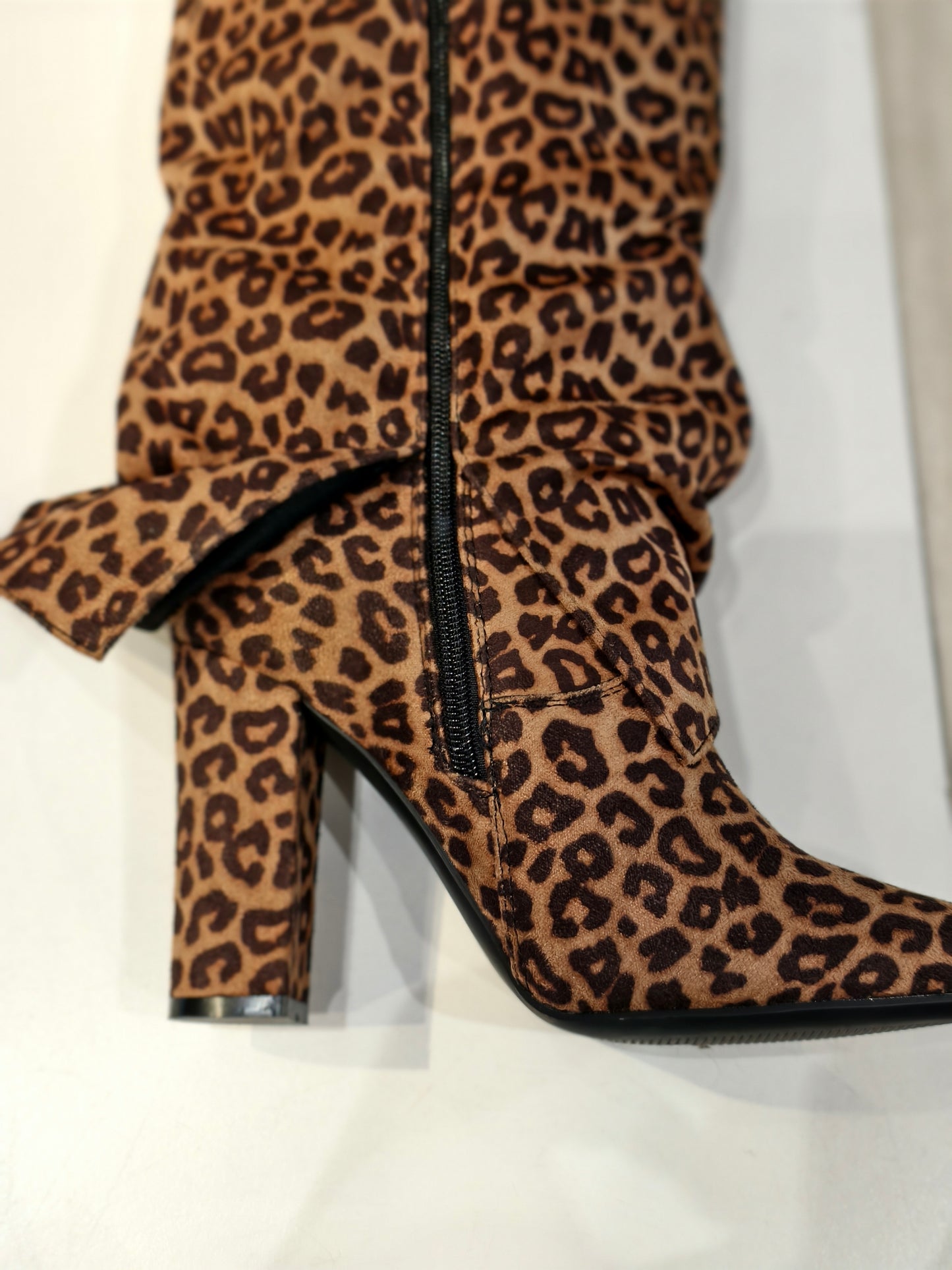 Stivali Leopardati camoscio