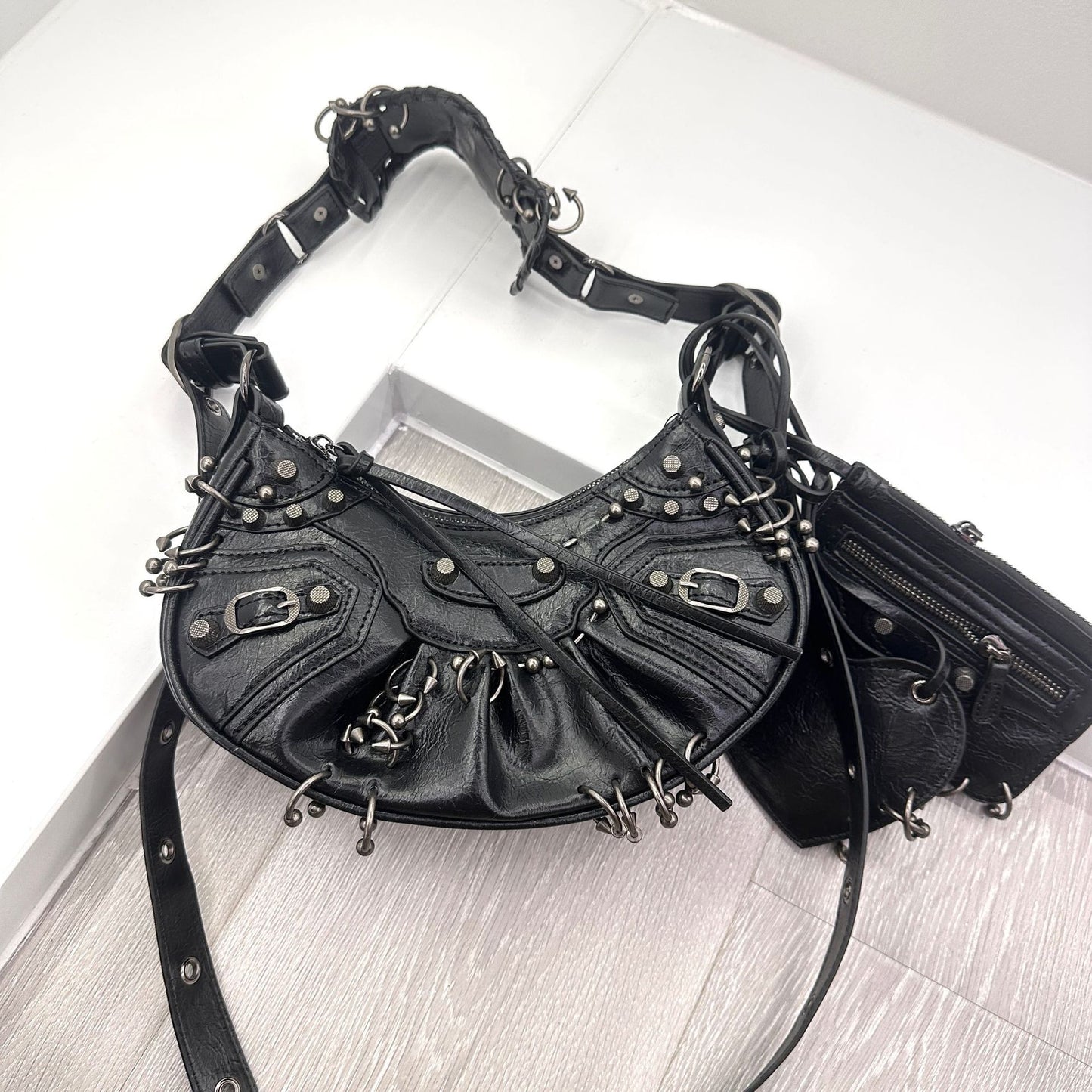 Borsa con le borchie