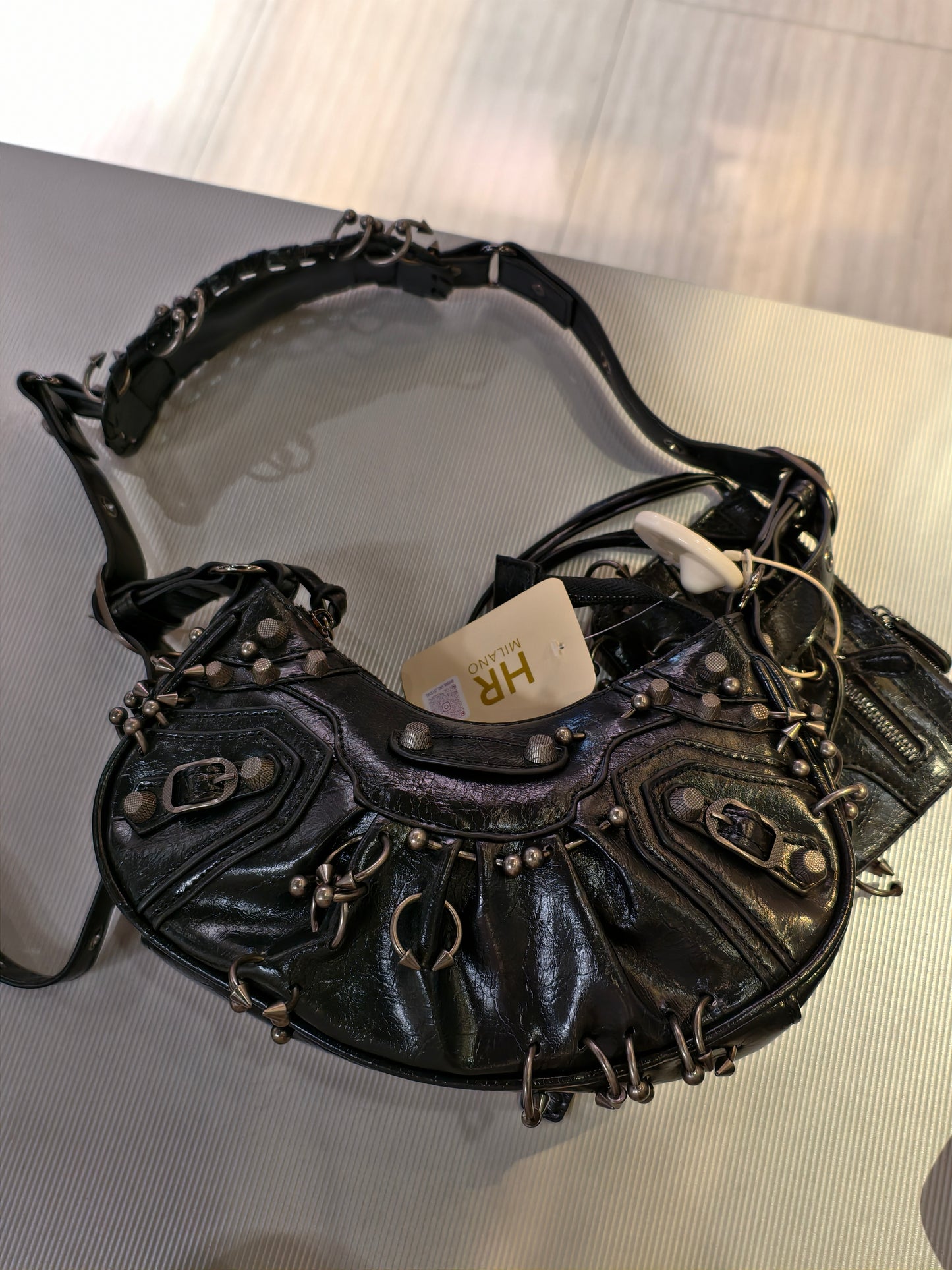 Borsa con le borchie