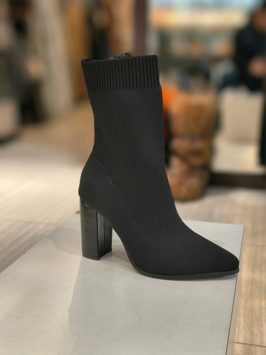 Stivaletti calza tacco largo