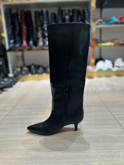 Stivale in Pelle con Tacco Basso