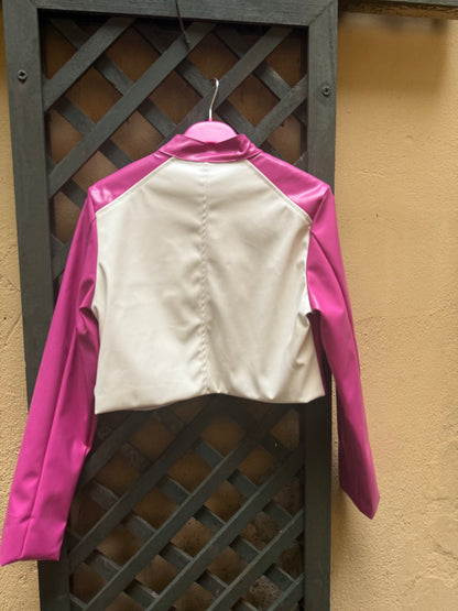 Gialla in pelle corto