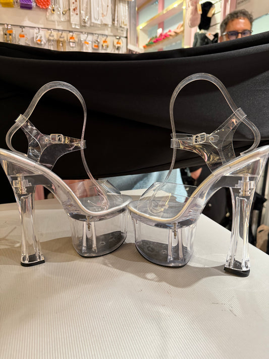 Sandali trasparenti con tacco alto