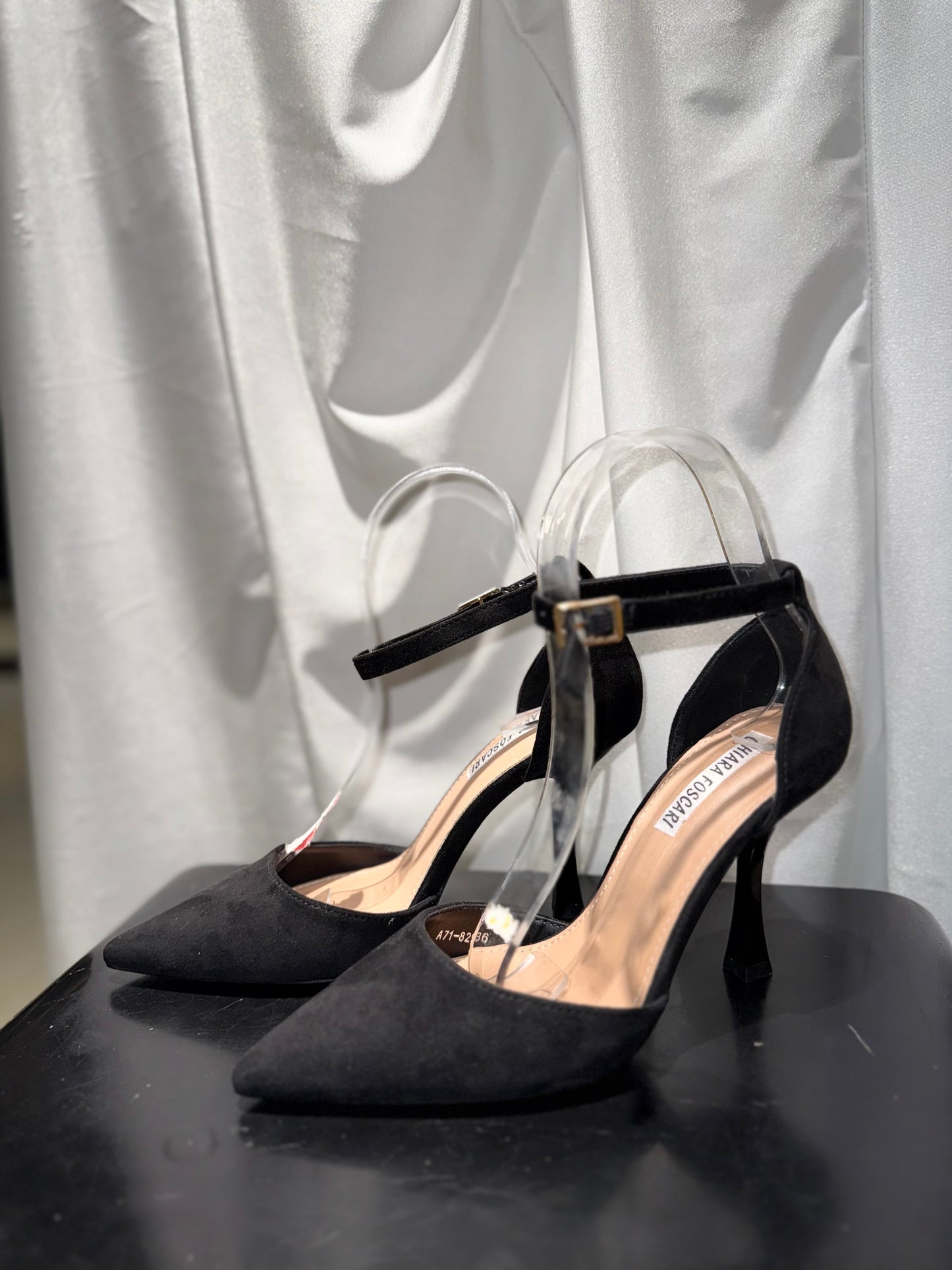 Tacco camoscio Spillo con cinturino FreeWalk