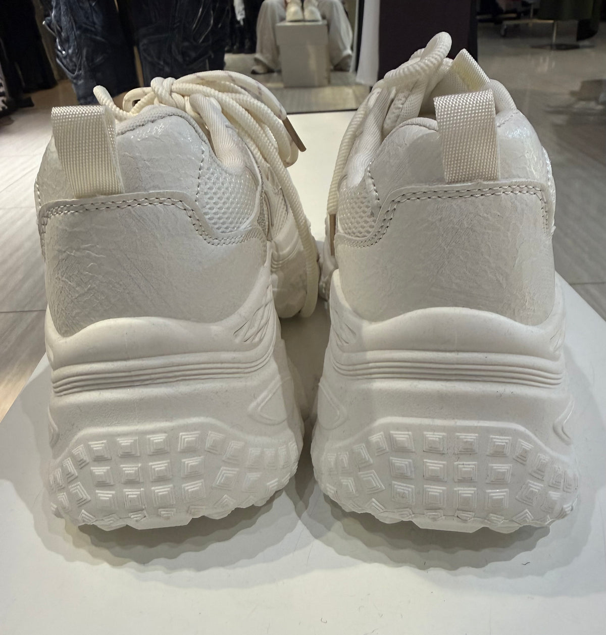 Scarpe da ginnastica bianche