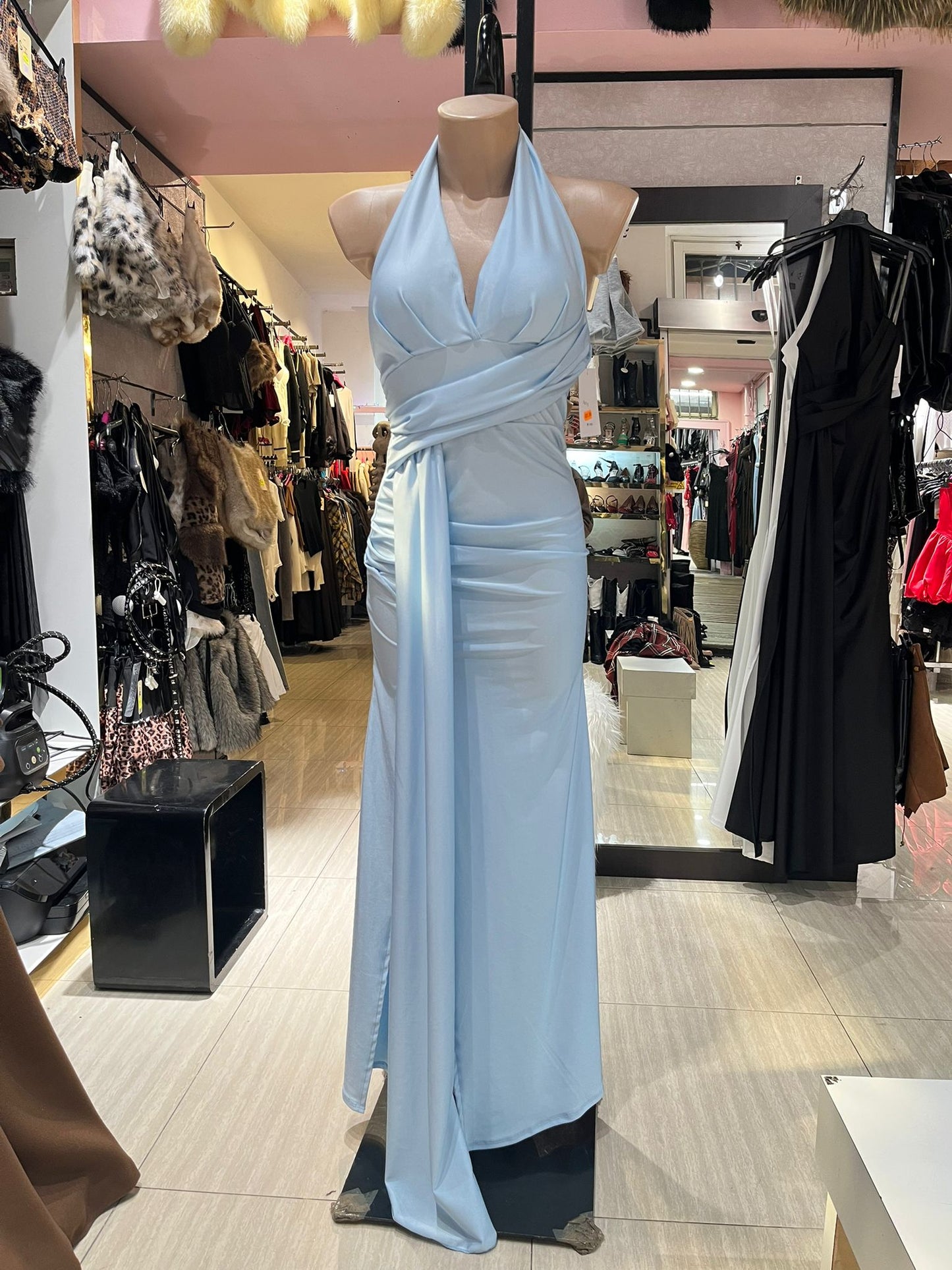 Abito lungo in raso aurora