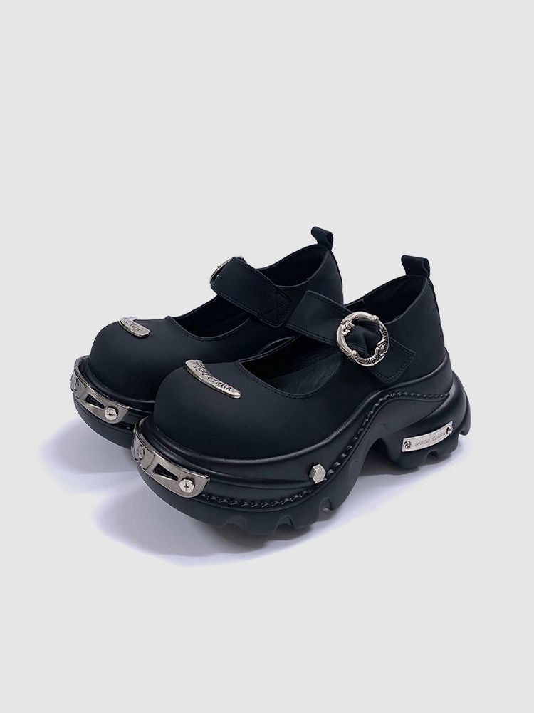 Scarpa pelle con plateau