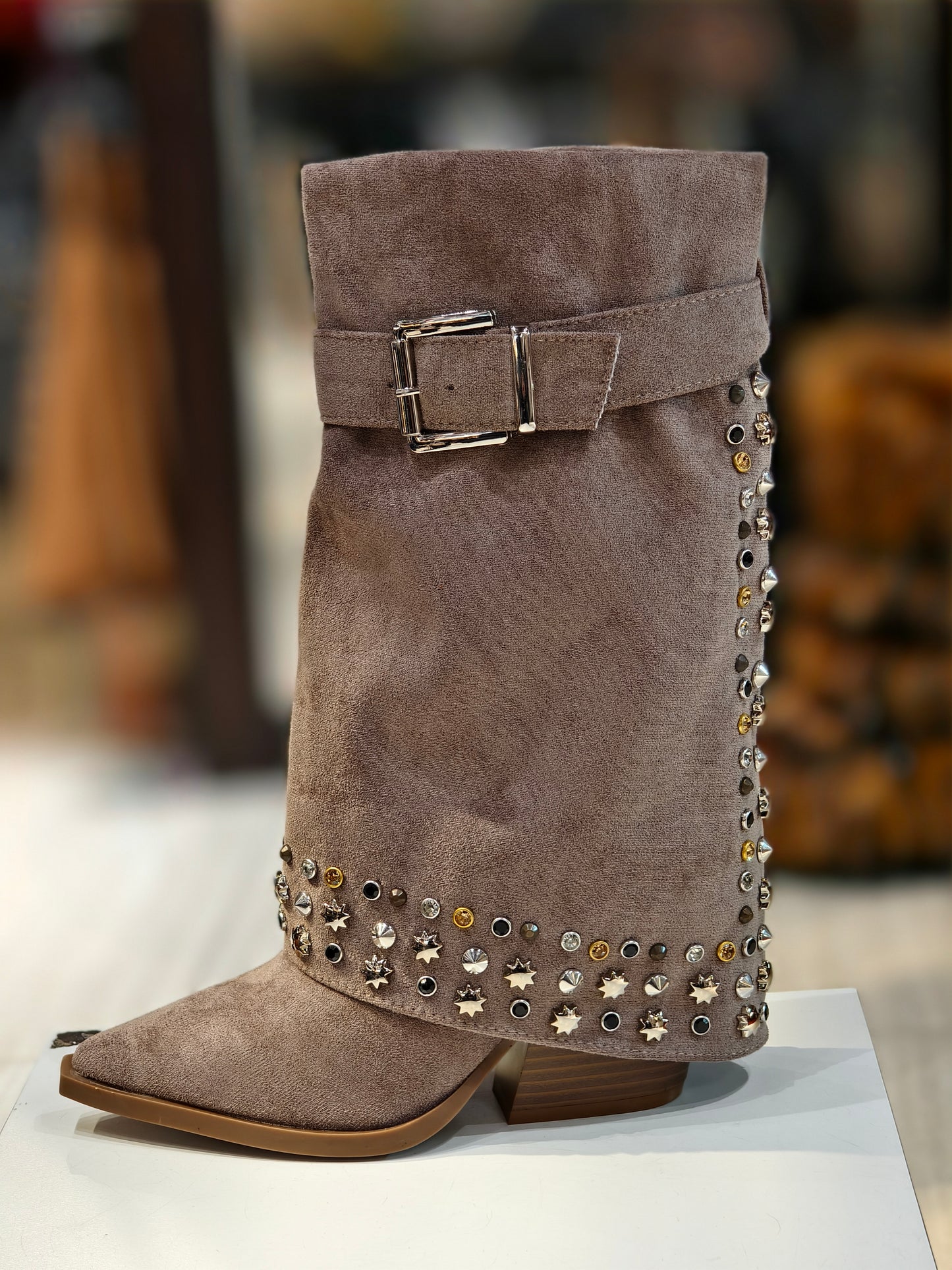 Stivali Camoscio con borchie