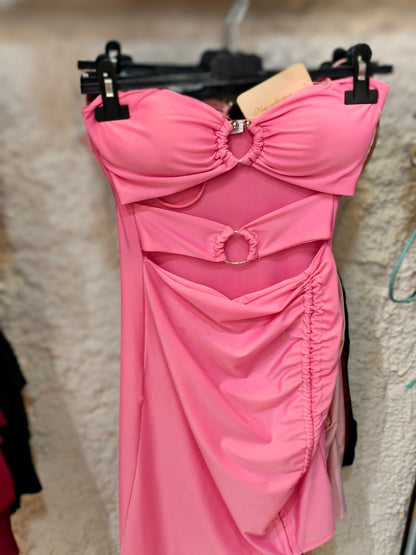 Vestito con anelli fronte