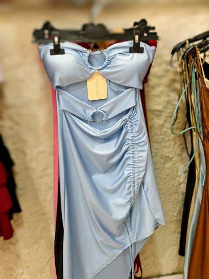 Vestito con anelli fronte