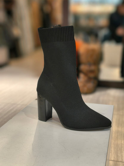 Stivaletti calza tacco largo